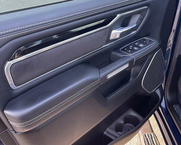 Синий Ram 1500, объемом двигателя 5.7 л и пробегом 48 тыс. км за 57000 $, фото 18 на Automoto.ua