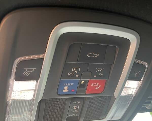 Синий Ram 1500, объемом двигателя 5.7 л и пробегом 48 тыс. км за 57000 $, фото 3 на Automoto.ua