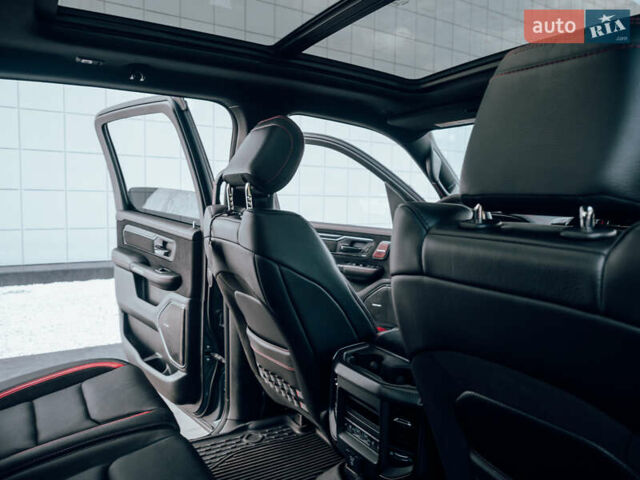 Синий Ram 1500, объемом двигателя 6.17 л и пробегом 41 тыс. км за 142000 $, фото 59 на Automoto.ua