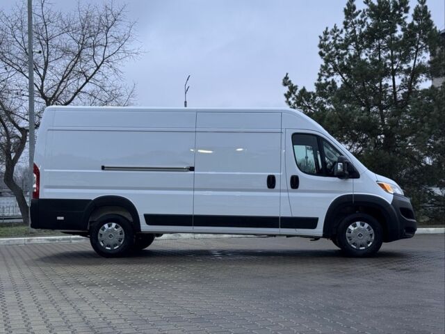 Білий Ram 3500, об'ємом двигуна 3.6 л та пробігом 15 тис. км за 26350 $, фото 3 на Automoto.ua