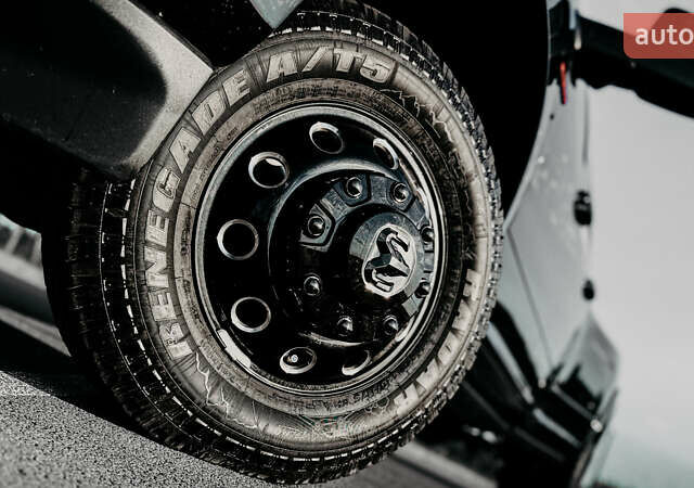 Чорний Ram 3500, об'ємом двигуна 6.7 л та пробігом 36 тис. км за 115000 $, фото 31 на Automoto.ua