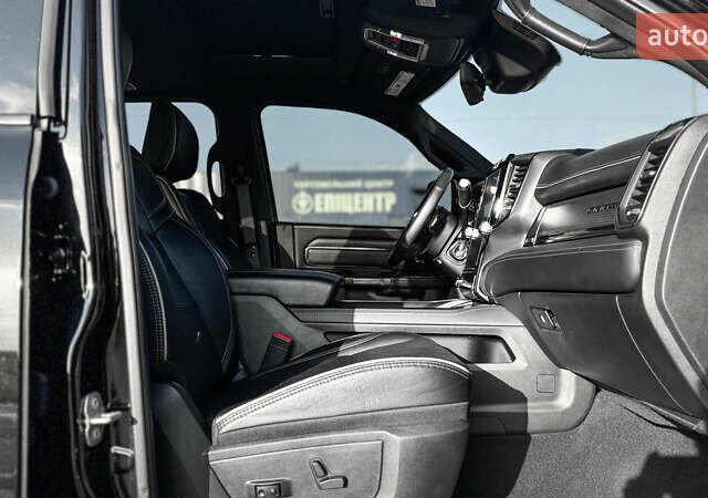 Чорний Ram 3500, об'ємом двигуна 6.7 л та пробігом 36 тис. км за 115000 $, фото 55 на Automoto.ua