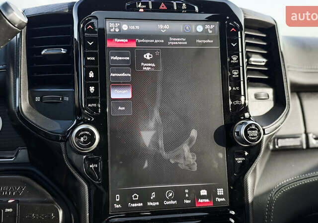 Чорний Ram 3500, об'ємом двигуна 6.7 л та пробігом 36 тис. км за 115000 $, фото 104 на Automoto.ua