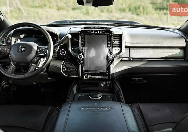 Чорний Ram 3500, об'ємом двигуна 6.7 л та пробігом 36 тис. км за 115000 $, фото 53 на Automoto.ua