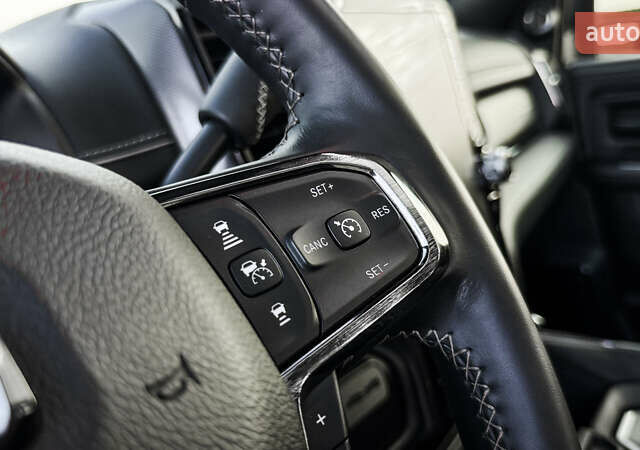 Чорний Ram 3500, об'ємом двигуна 6.7 л та пробігом 36 тис. км за 115000 $, фото 74 на Automoto.ua