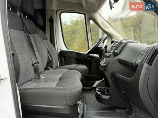 Белый Ram Promaster, объемом двигателя 3.6 л и пробегом 80 тыс. км за 32500 $, фото 21 на Automoto.ua