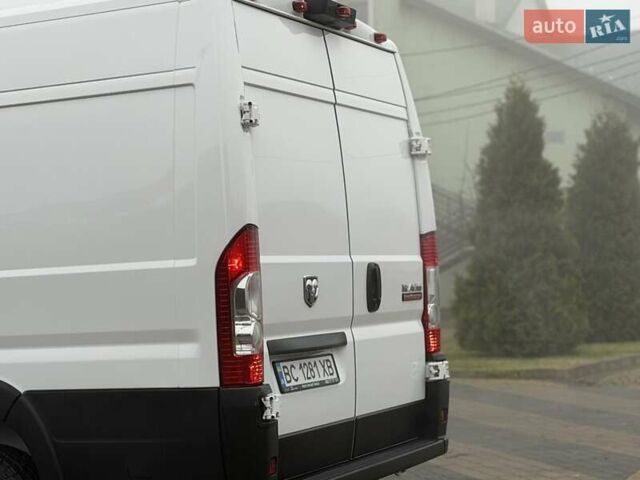 Белый Ram Promaster, объемом двигателя 3.6 л и пробегом 80 тыс. км за 32500 $, фото 12 на Automoto.ua