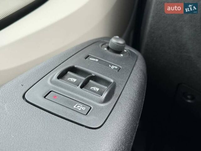 Белый Ram Promaster, объемом двигателя 3.6 л и пробегом 80 тыс. км за 32500 $, фото 25 на Automoto.ua