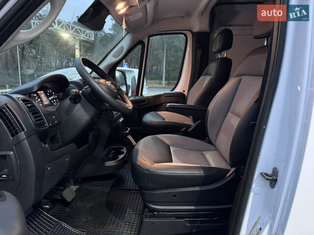 Білий Ram Promaster, об'ємом двигуна 3.6 л та пробігом 15 тис. км за 26350 $, фото 43 на Automoto.ua
