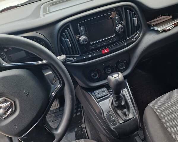 Белый Ram Promaster, объемом двигателя 2.36 л и пробегом 192 тыс. км за 10300 $, фото 3 на Automoto.ua