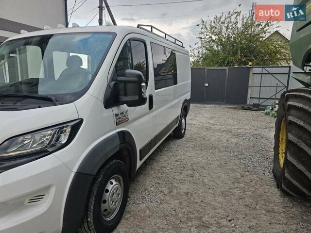 Белый Ram Promaster, объемом двигателя 3.7 л и пробегом 28 тыс. км за 27000 $, фото 4 на Automoto.ua