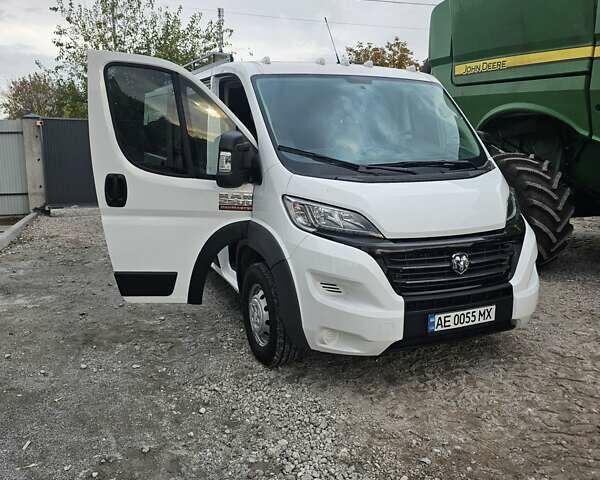Белый Ram Promaster, объемом двигателя 3.7 л и пробегом 28 тыс. км за 27000 $, фото 3 на Automoto.ua
