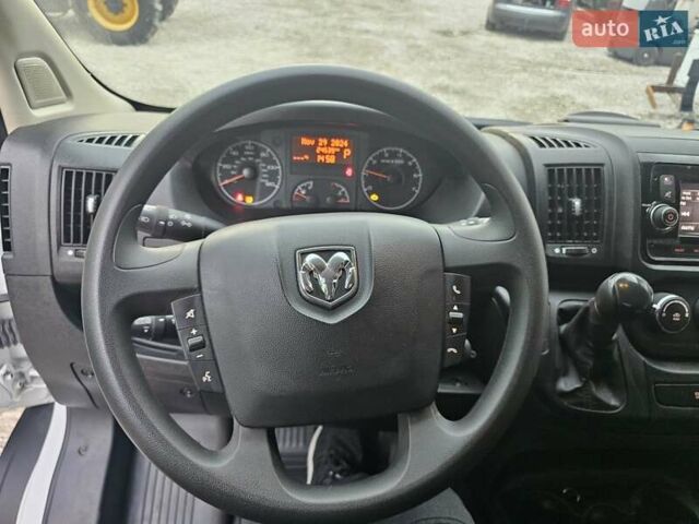 Белый Ram Promaster, объемом двигателя 3.7 л и пробегом 28 тыс. км за 27000 $, фото 18 на Automoto.ua