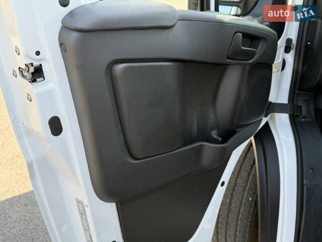 Белый Ram Promaster, объемом двигателя 0 л и пробегом 15 тыс. км за 24500 $, фото 16 на Automoto.ua