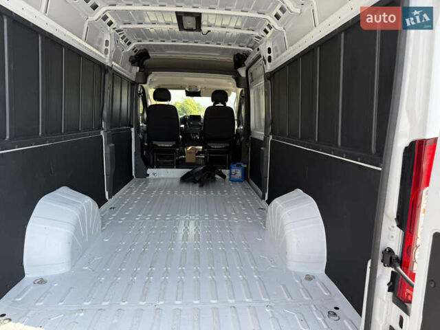 Белый Ram Promaster, объемом двигателя 0 л и пробегом 15 тыс. км за 24500 $, фото 7 на Automoto.ua