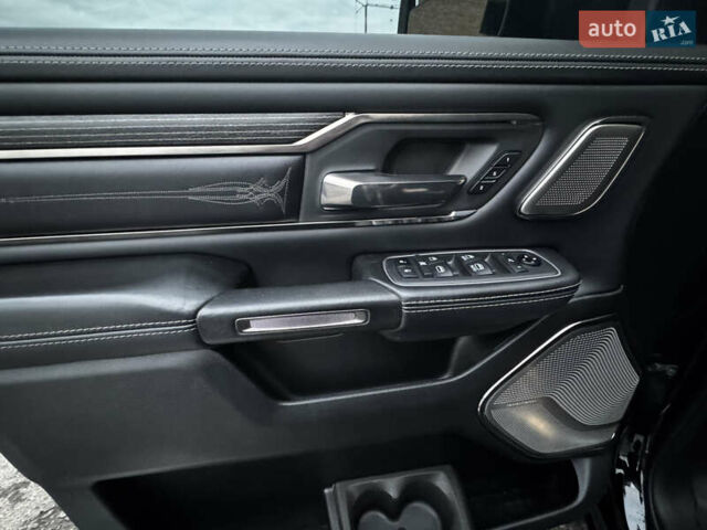 Черный Ram Promaster, объемом двигателя 2.99 л и пробегом 116 тыс. км за 82500 $, фото 10 на Automoto.ua