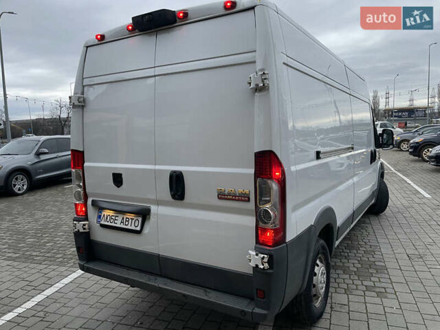 Белый Ram Promaster City, объемом двигателя 3.6 л и пробегом 168 тыс. км за 14500 $, фото 2 на Automoto.ua