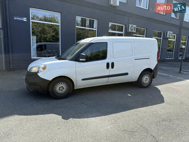 Белый Ram Promaster City, объемом двигателя 2.36 л и пробегом 1 тыс. км за 12300 $, фото 2 на Automoto.ua