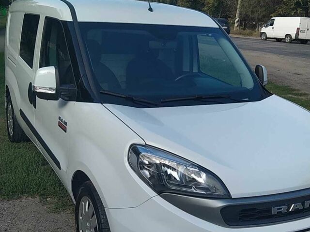 Белый Ram Promaster City, объемом двигателя 0.24 л и пробегом 82 тыс. км за 14200 $, фото 1 на Automoto.ua