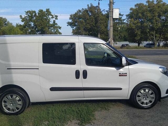 Белый Ram Promaster City, объемом двигателя 0.24 л и пробегом 82 тыс. км за 14200 $, фото 7 на Automoto.ua