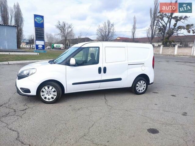 Белый Ram Promaster City, объемом двигателя 2.4 л и пробегом 34 тыс. км за 15200 $, фото 2 на Automoto.ua
