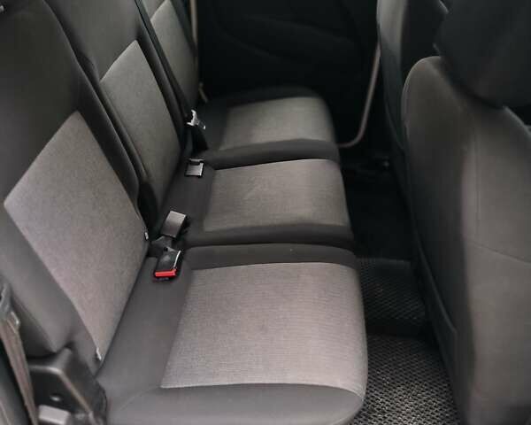 Белый Ram Promaster City, объемом двигателя 2.36 л и пробегом 260 тыс. км за 12200 $, фото 5 на Automoto.ua