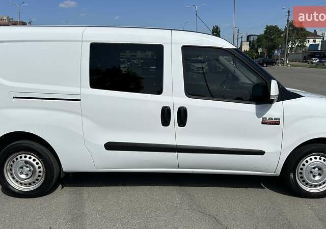 Білий Ram Promaster City, об'ємом двигуна 2.36 л та пробігом 144 тис. км за 13500 $, фото 21 на Automoto.ua