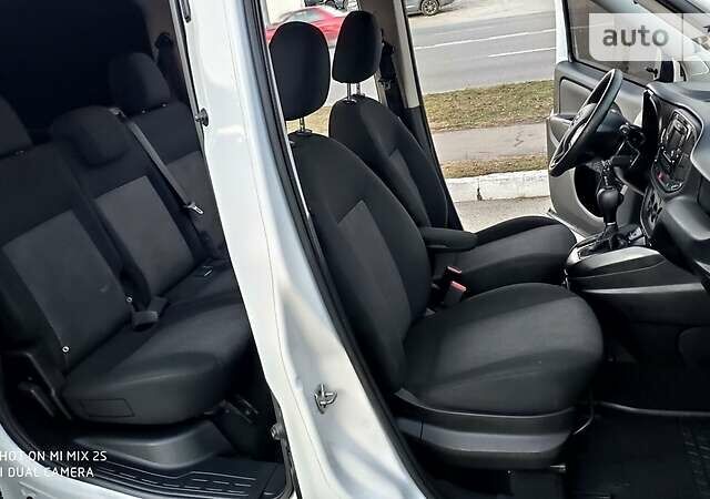 Ram Promaster City, об'ємом двигуна 2.4 л та пробігом 149 тис. км за 11599 $, фото 85 на Automoto.ua