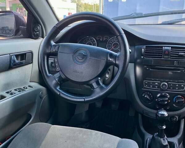 Коричневый Равон Gentra, объемом двигателя 1.49 л и пробегом 190 тыс. км за 4200 $, фото 10 на Automoto.ua