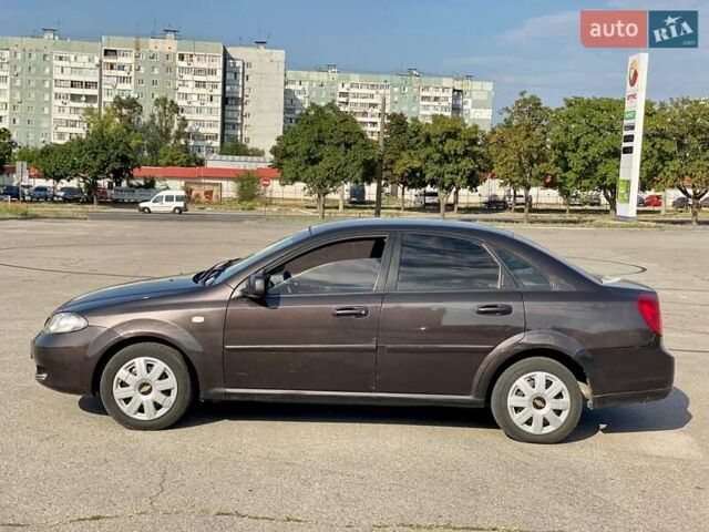 Коричневый Равон Gentra, объемом двигателя 1.49 л и пробегом 190 тыс. км за 4200 $, фото 1 на Automoto.ua