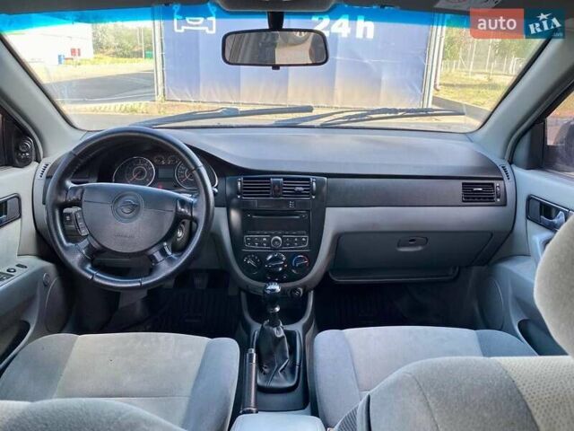 Коричневый Равон Gentra, объемом двигателя 1.49 л и пробегом 190 тыс. км за 4200 $, фото 3 на Automoto.ua