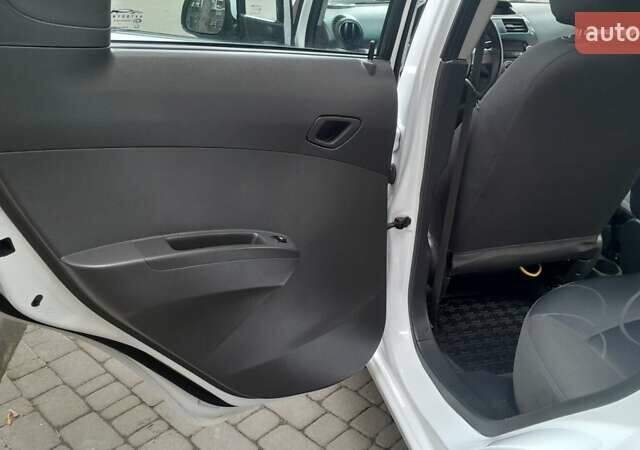 Білий Равон Р2, об'ємом двигуна 1.25 л та пробігом 107 тис. км за 6800 $, фото 31 на Automoto.ua