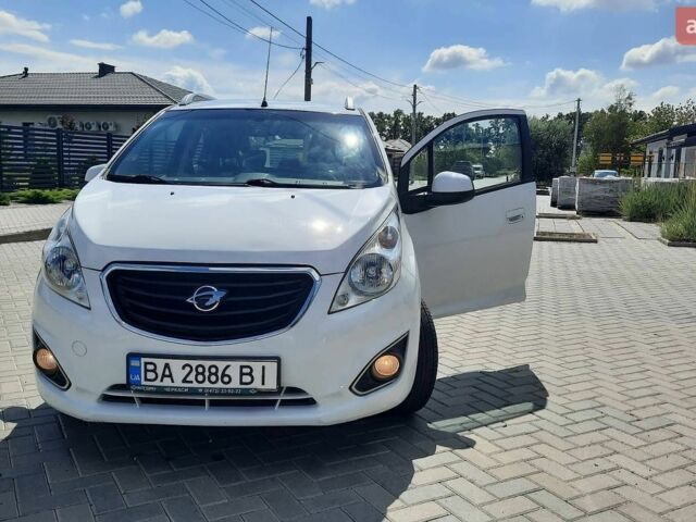 Белый Равон Р2, объемом двигателя 1.25 л и пробегом 70 тыс. км за 7000 $, фото 5 на Automoto.ua