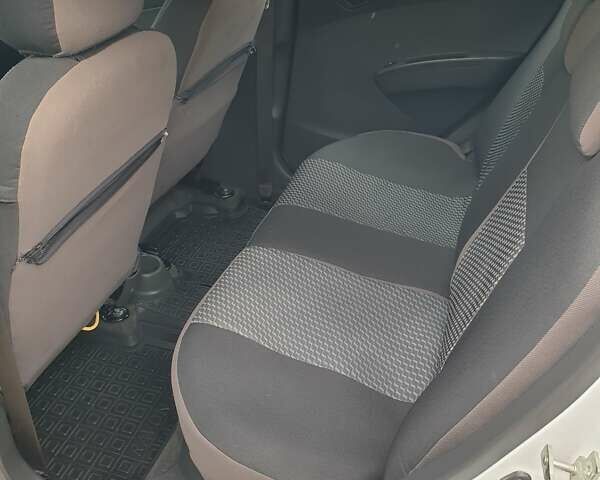 Білий Равон Р2, об'ємом двигуна 1.25 л та пробігом 105 тис. км за 6950 $, фото 7 на Automoto.ua