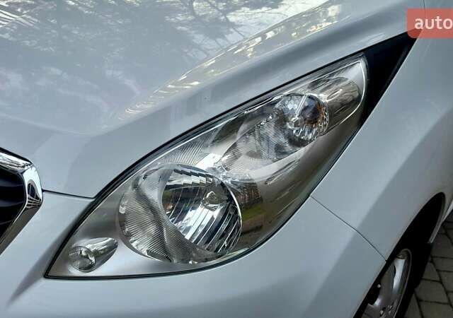 Білий Равон Р2, об'ємом двигуна 1.25 л та пробігом 107 тис. км за 6800 $, фото 2 на Automoto.ua