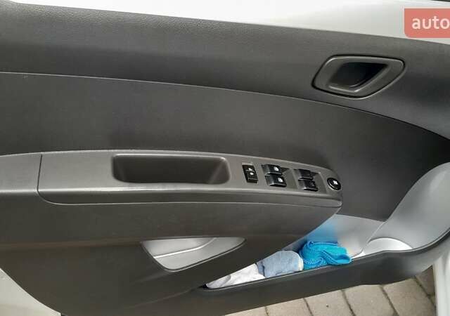 Білий Равон Р2, об'ємом двигуна 1.25 л та пробігом 107 тис. км за 6800 $, фото 23 на Automoto.ua