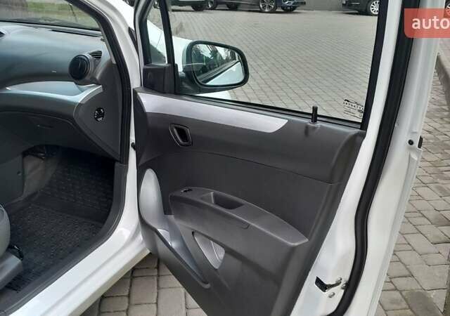 Білий Равон Р2, об'ємом двигуна 1.25 л та пробігом 107 тис. км за 6800 $, фото 36 на Automoto.ua