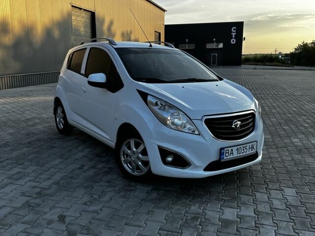 Білий Равон Р2, об'ємом двигуна 1.2 л та пробігом 60 тис. км за 7300 $, фото 2 на Automoto.ua