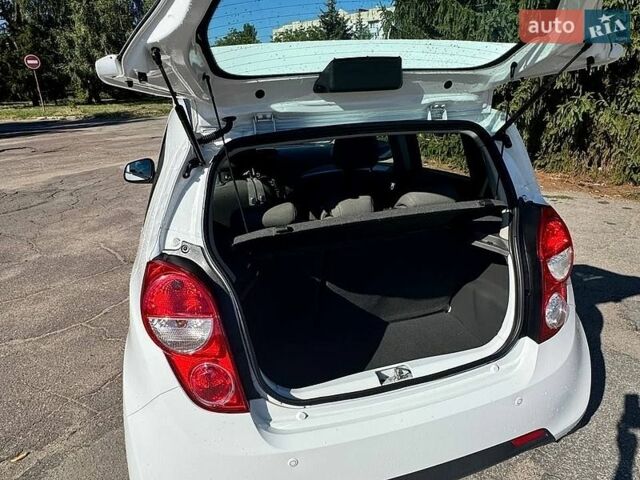 Білий Равон Р2, об'ємом двигуна 1.25 л та пробігом 42 тис. км за 7500 $, фото 4 на Automoto.ua