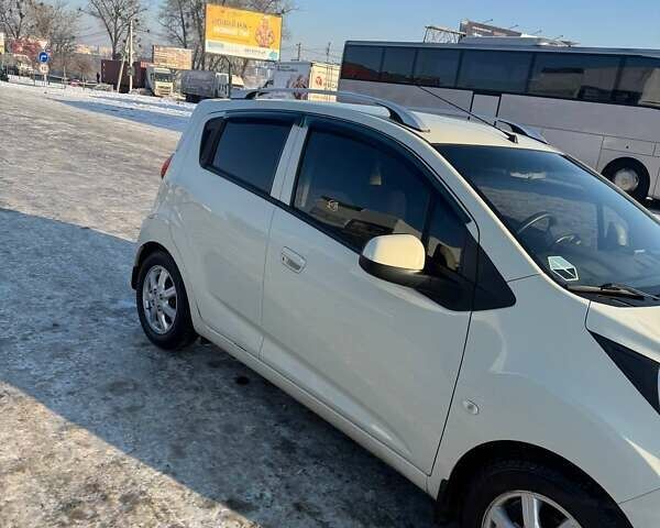 Білий Равон Р2, об'ємом двигуна 1.25 л та пробігом 125 тис. км за 6300 $, фото 1 на Automoto.ua