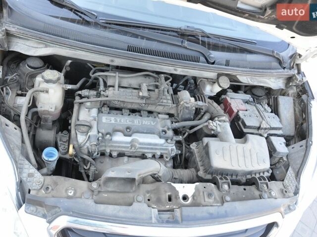 Білий Равон Р2, об'ємом двигуна 1.25 л та пробігом 65 тис. км за 6600 $, фото 9 на Automoto.ua