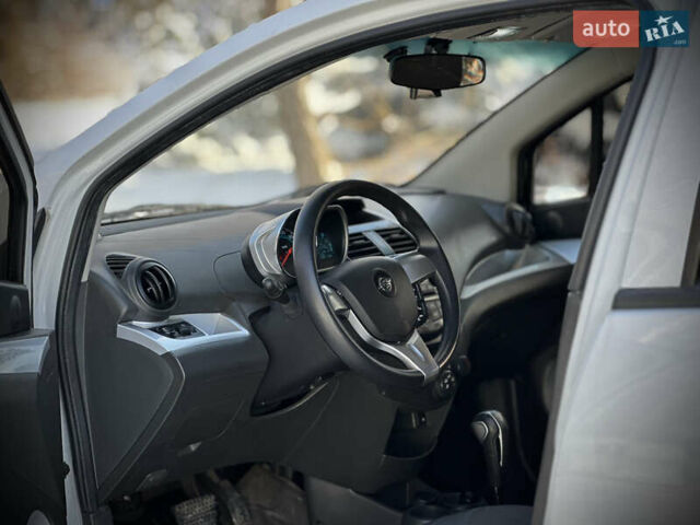 Белый Равон Р2, объемом двигателя 1.25 л и пробегом 73 тыс. км за 6300 $, фото 33 на Automoto.ua