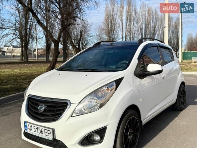 Белый Равон Р2, объемом двигателя 1.25 л и пробегом 56 тыс. км за 7000 $, фото 4 на Automoto.ua