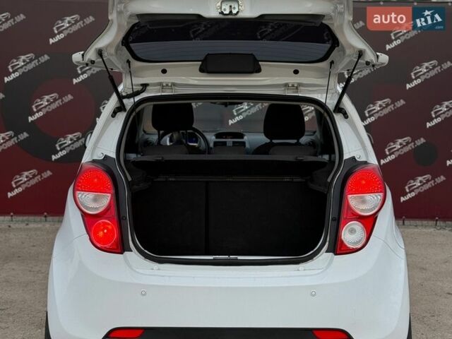 Белый Равон Р2, объемом двигателя 1.25 л и пробегом 37 тыс. км за 6500 $, фото 11 на Automoto.ua