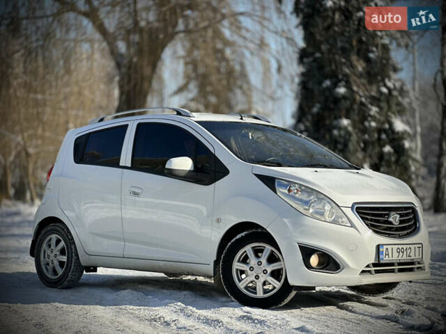 Белый Равон Р2, объемом двигателя 1.25 л и пробегом 73 тыс. км за 6300 $, фото 1 на Automoto.ua