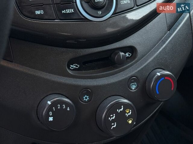 Белый Равон Р2, объемом двигателя 1.25 л и пробегом 37 тыс. км за 6500 $, фото 34 на Automoto.ua