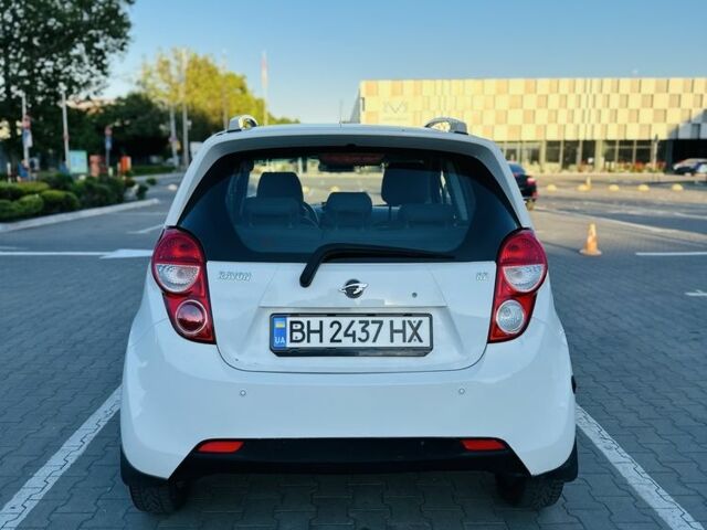 Білий Равон Р2, об'ємом двигуна 1.2 л та пробігом 104 тис. км за 5099 $, фото 5 на Automoto.ua