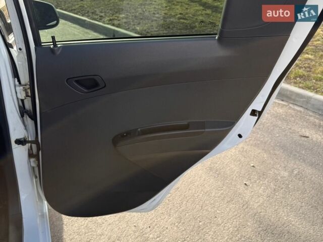 Белый Равон Р2, объемом двигателя 1.25 л и пробегом 56 тыс. км за 7000 $, фото 15 на Automoto.ua