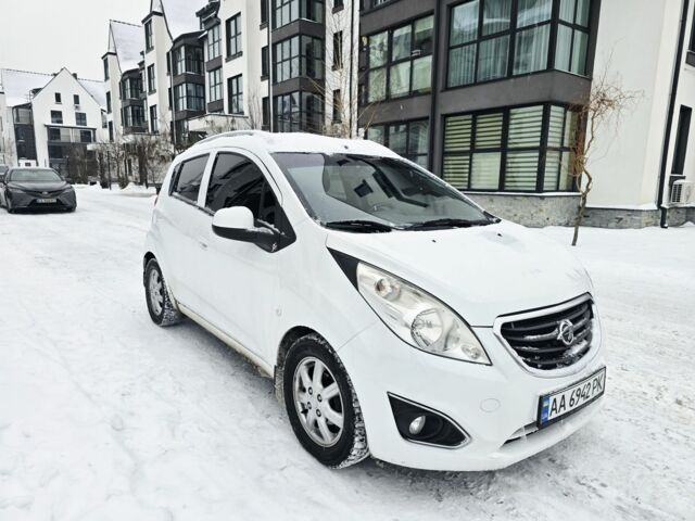 Белый Равон Р2, объемом двигателя 1.25 л и пробегом 46 тыс. км за 7500 $, фото 2 на Automoto.ua