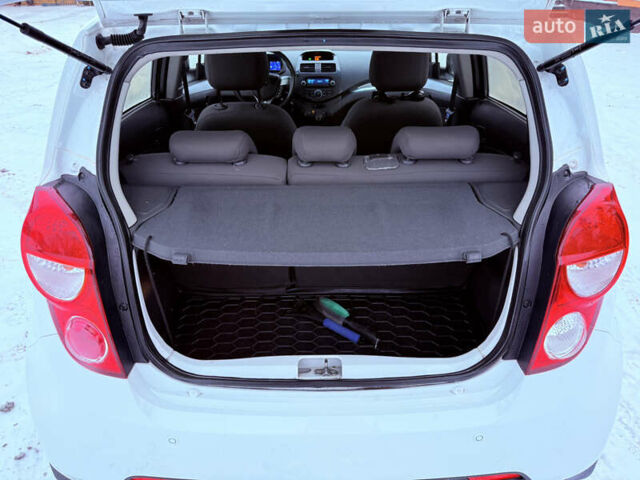 Білий Равон Р2, об'ємом двигуна 1.25 л та пробігом 75 тис. км за 6950 $, фото 25 на Automoto.ua
